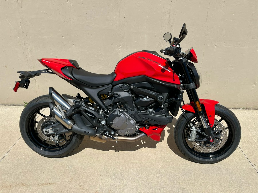 2022 Ducati Monster