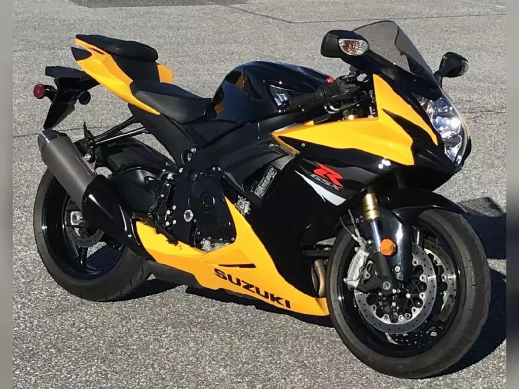2015 Yamaha R6