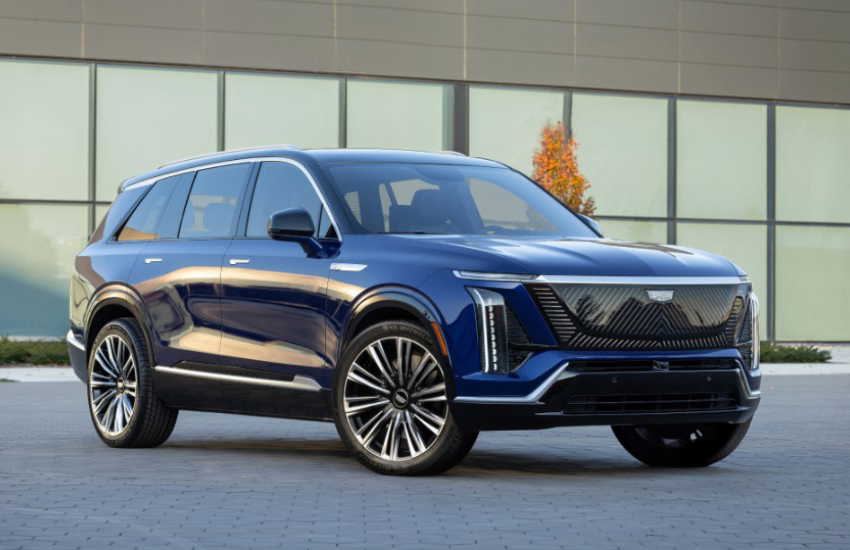 Cadillac Confirms 2026 VISTIQ - Luxury Electric SUV | Auto Trader UAE
