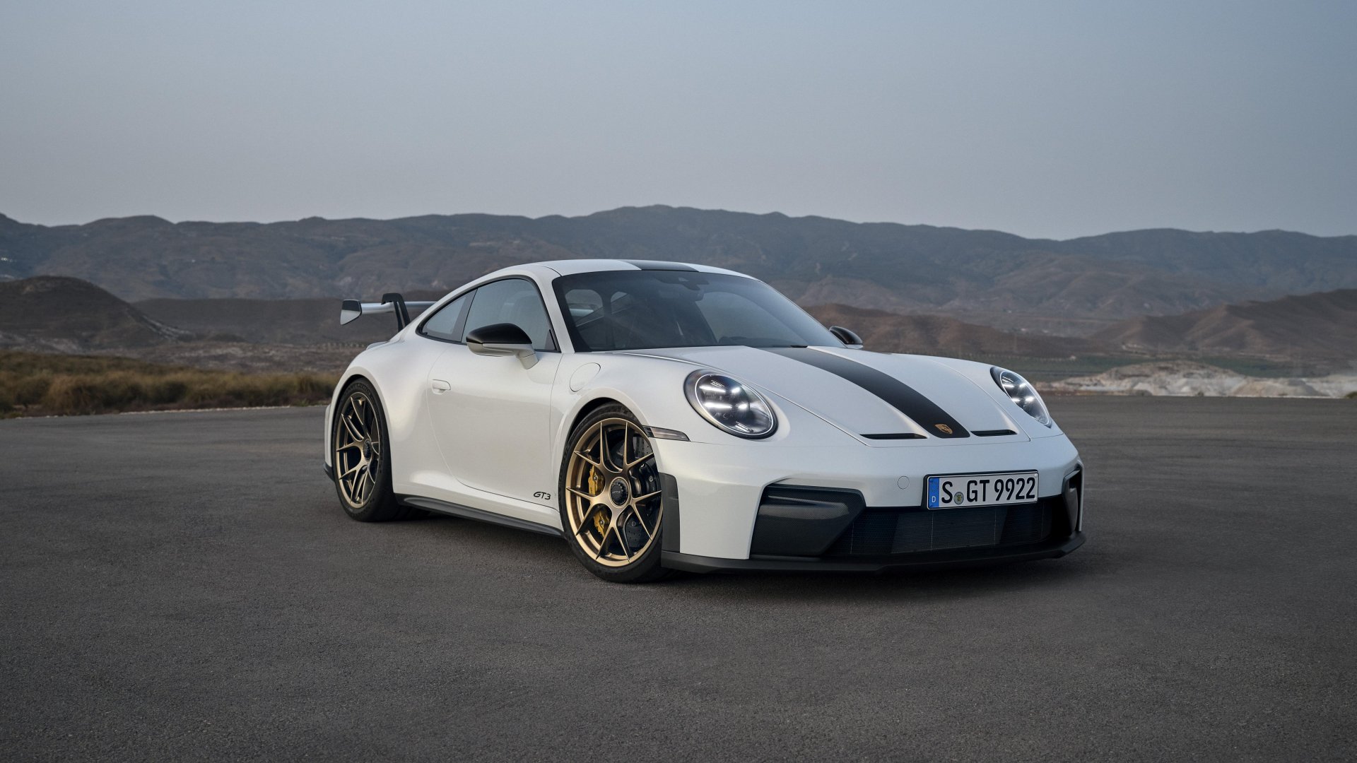 Porsche 911 GT3 and 911 GT3 Touring: Unmatched Performance | Auto Trader UAE