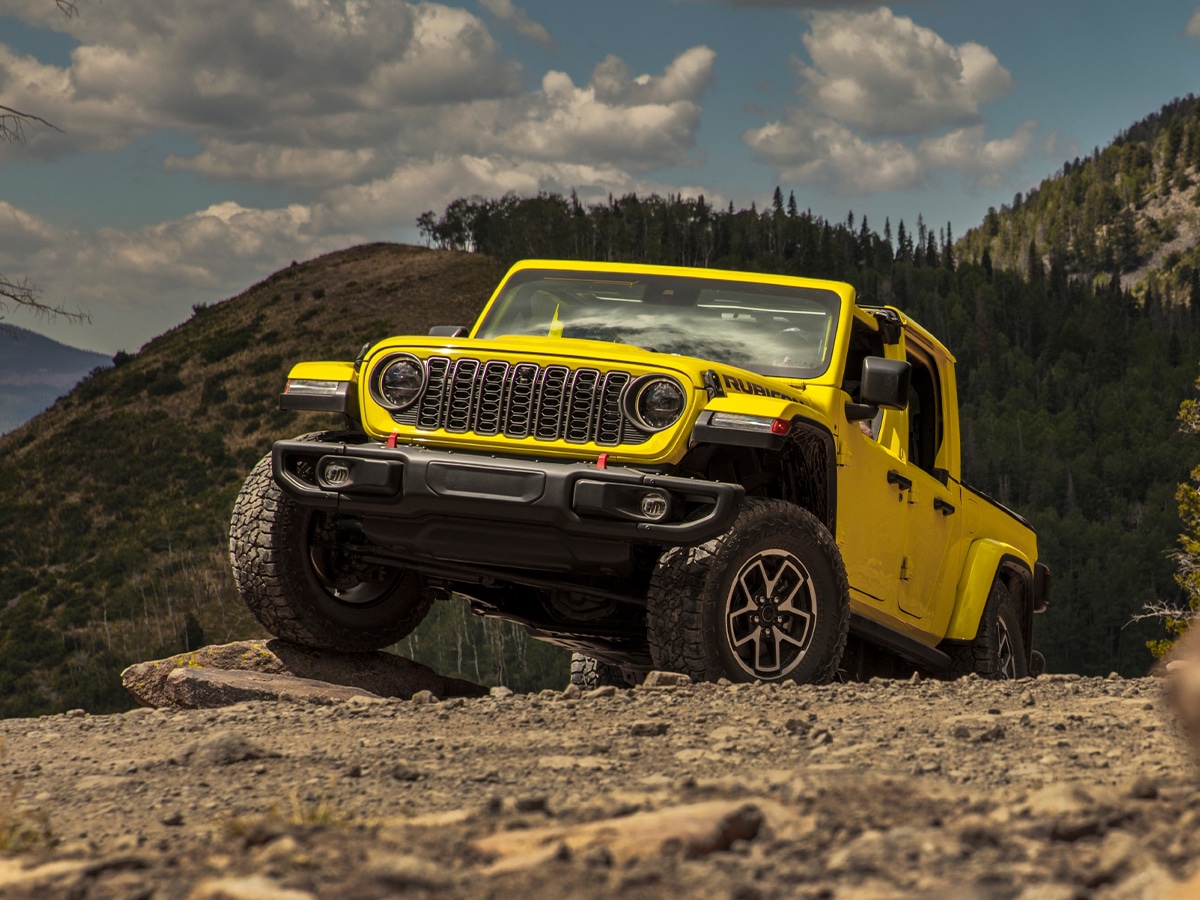 The Unstoppable Force with 2024 Jeep Gladiator | Auto Trader UAE