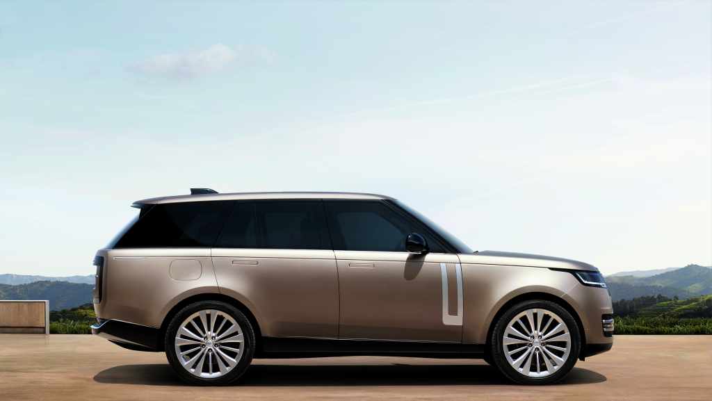Range Rover Experience Catalonia: Luxurious Escape with Elegance | Auto Trader UAE
