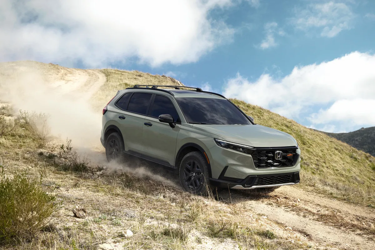 2026 Honda CR-V TrailSport Hybrid: Advanced Tech & Performance | Auto Trader UAE