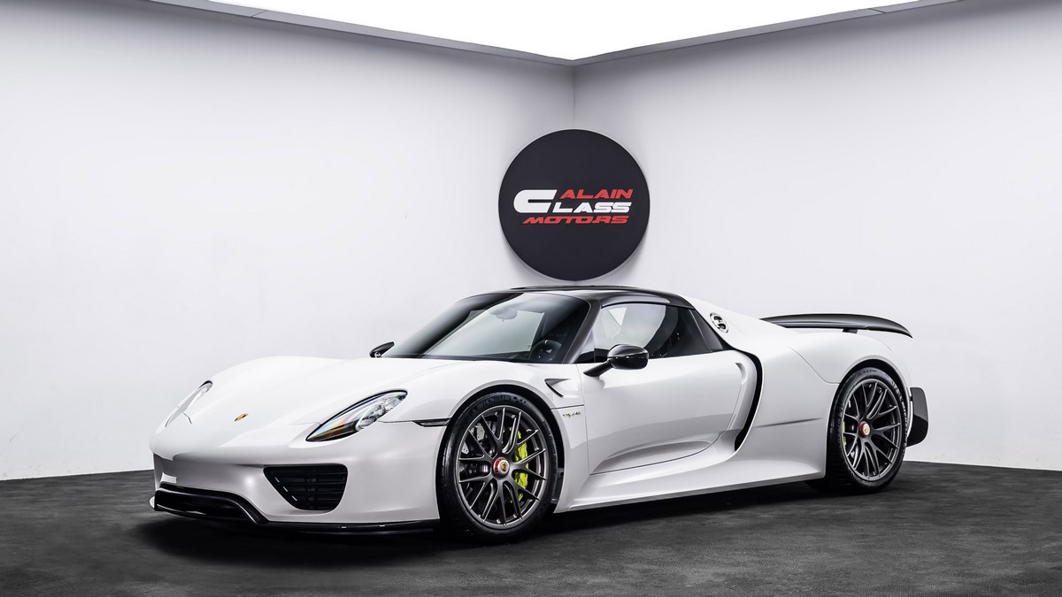 2015 Porsche 918 Spyder Weissach Package for Sale in Dubai - Alain Class Motors | Auto Trader UAE