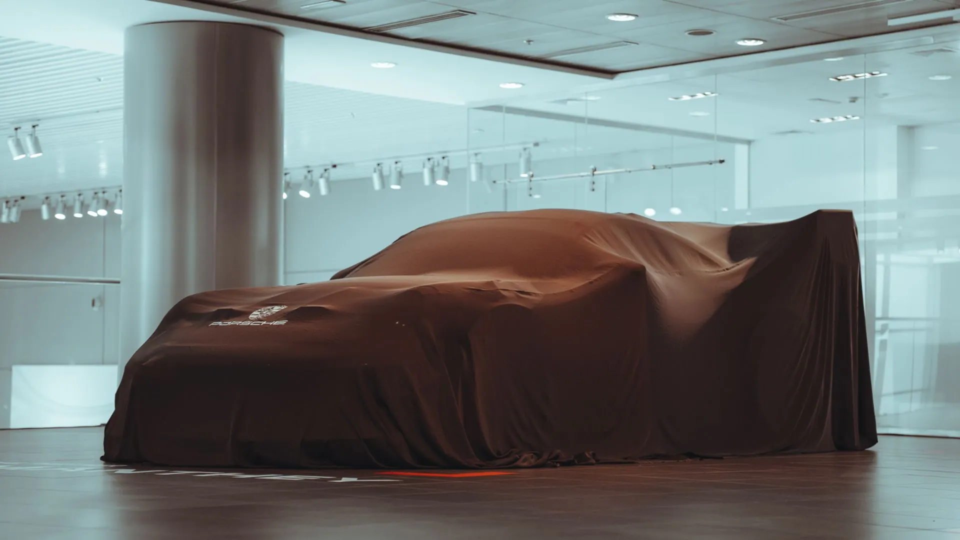 Precision Meets Performance: Porsche GT3 RS Dubai | Auto Trader UAE