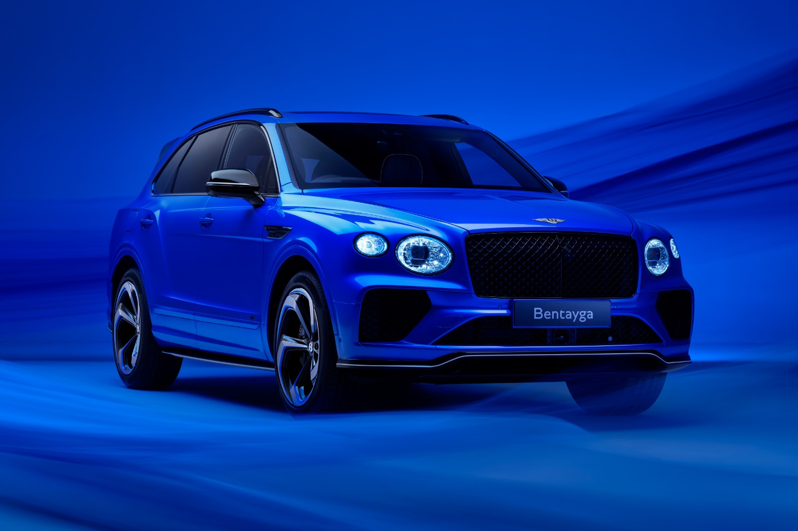 Bentley and Supriya Lele Unveil Exclusive ‘N?la Blue’ in Bespoke Mulliner Collaboration | Auto Trader UAE