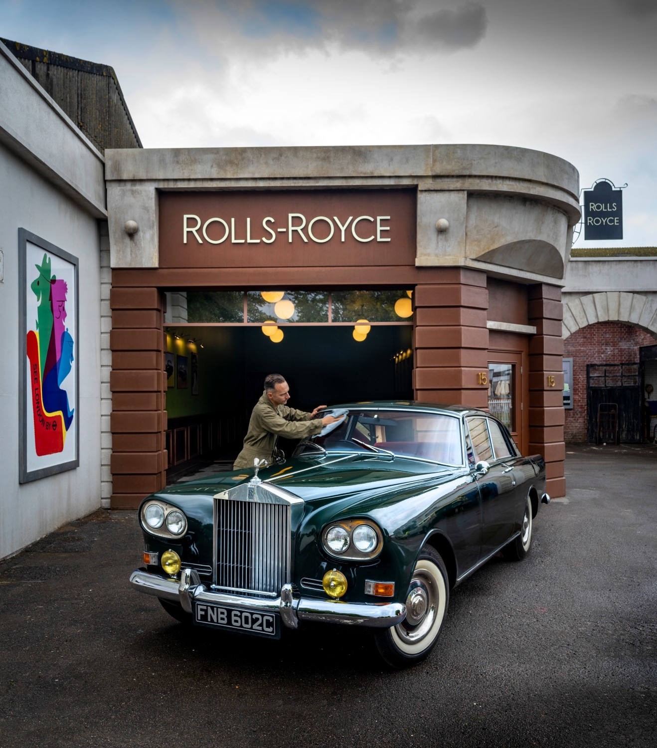 Rare Rolls-Royce Silver Cloud III Shines at Goodwood Revival 2024 | Auto Trader UAE
