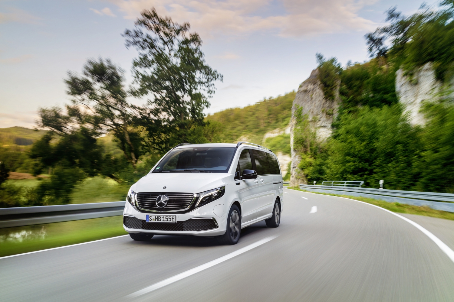 Discover the Mercedes-Benz EQV in Dubai: Electrifying Performance | Auto Trader UAE