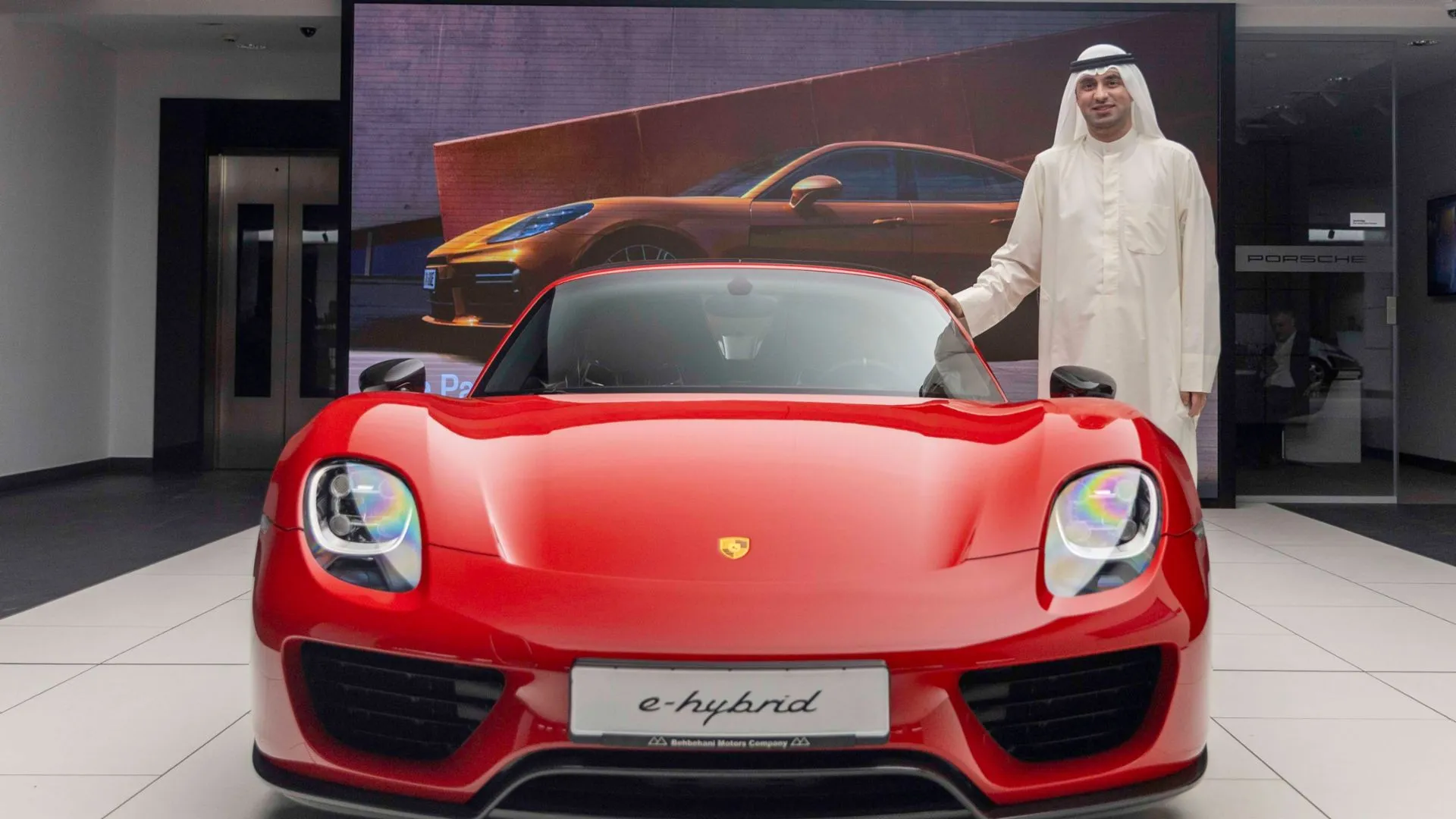 Porsche Centre Kuwait Celebrates 'The Night of the Classics | Auto Trader UAE