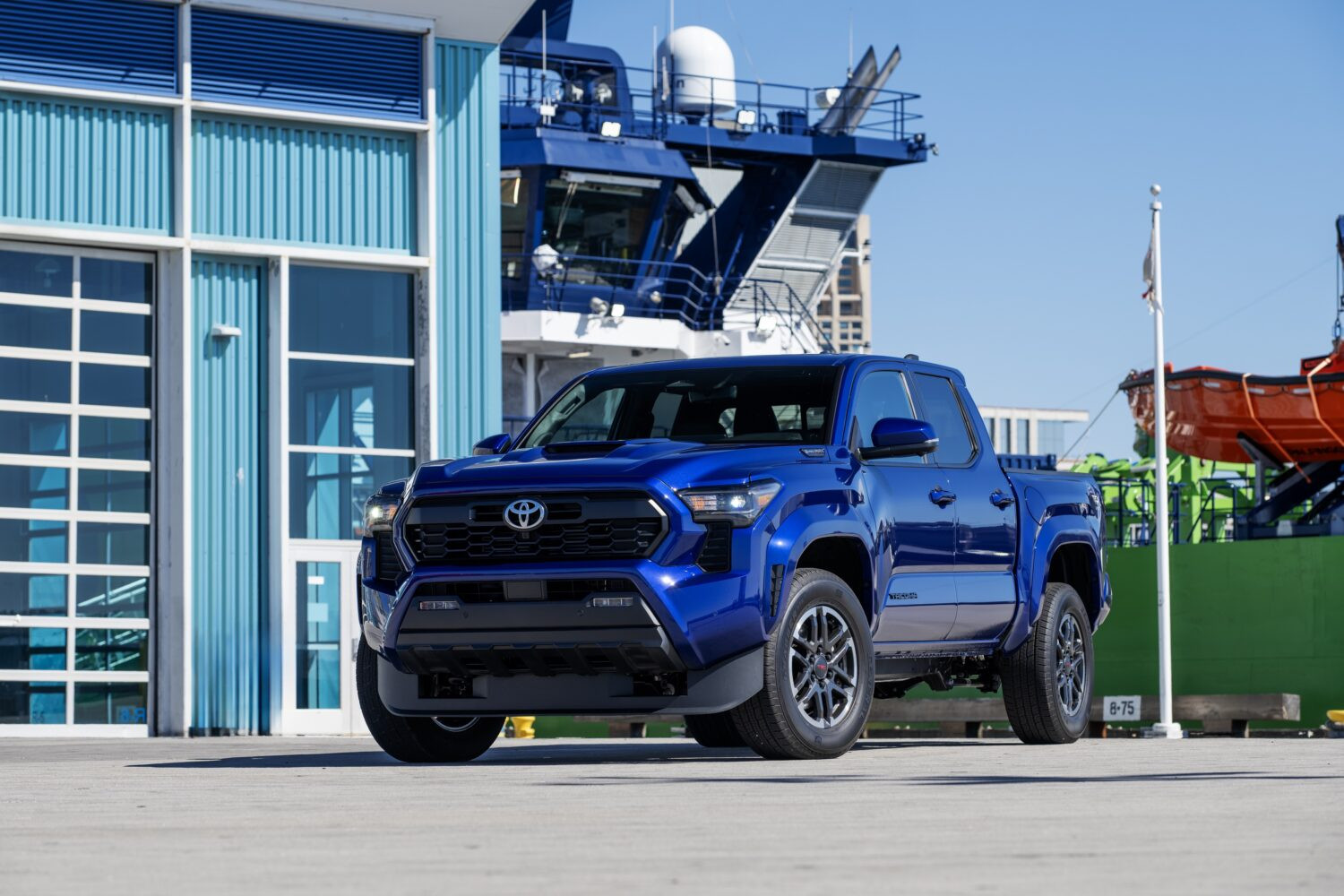 2024 Toyota Tacoma i-FORCE MAX in Dubai | Auto Trader UAE | Auto Trader UAE