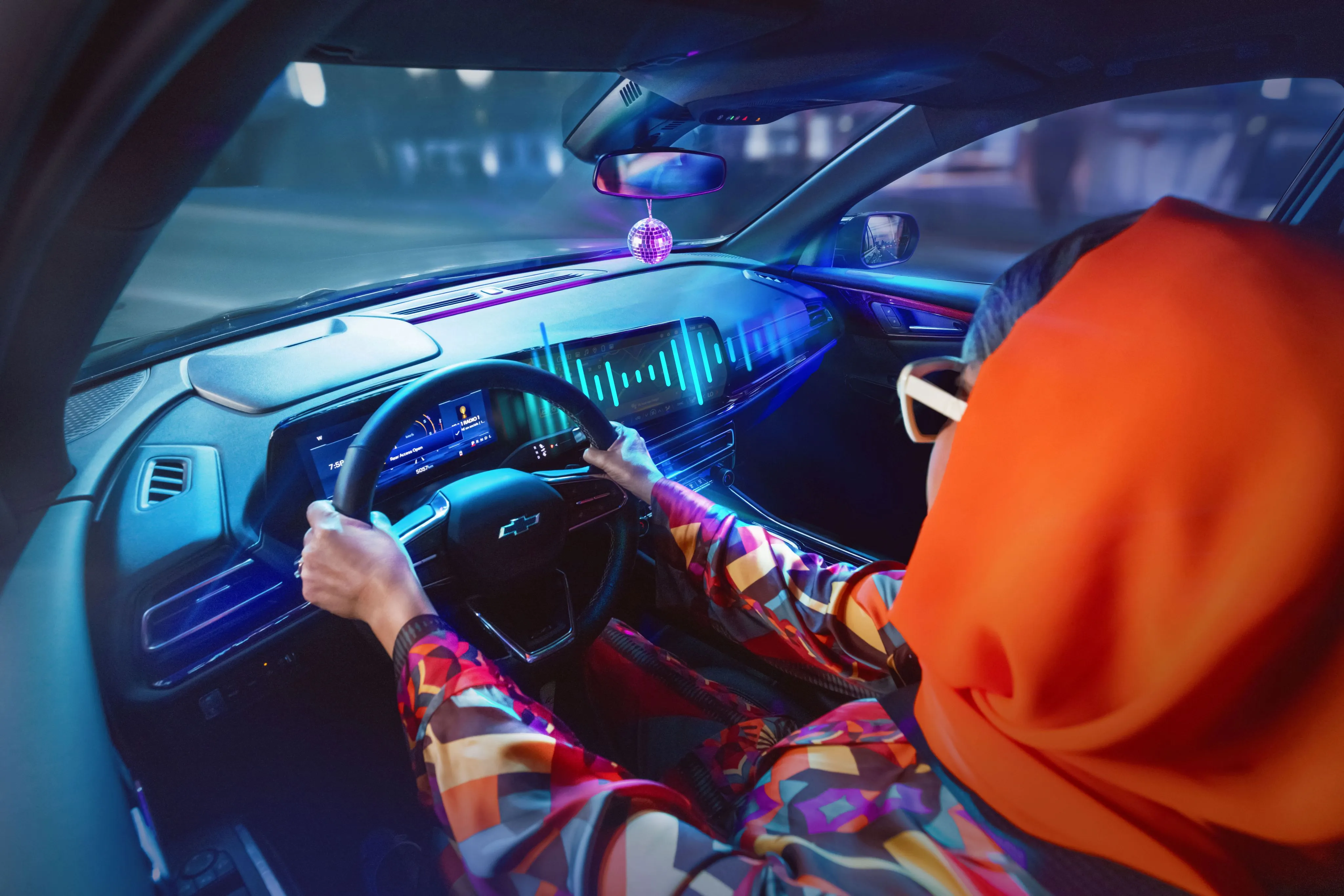 Stay Cool with OnStar: Summer Driving Comfort, Safety & Convenience in Dubai | Auto Trader UAE