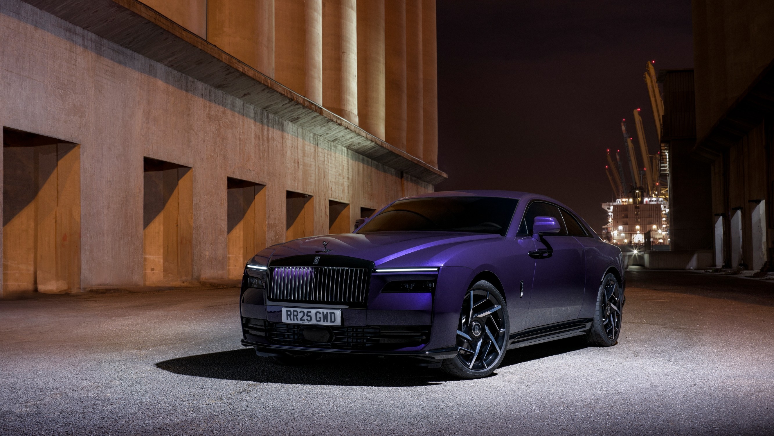 Rolls-Royce Black Badge Spectre: Ultimate Power and Luxury | Auto Trader UAE