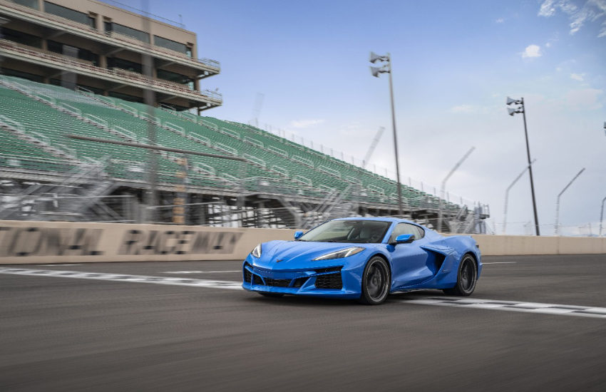 2024 Chevrolet Corvette E-Ray in Dubai - Unleashing a New Era of Performance | Auto Trader UAE