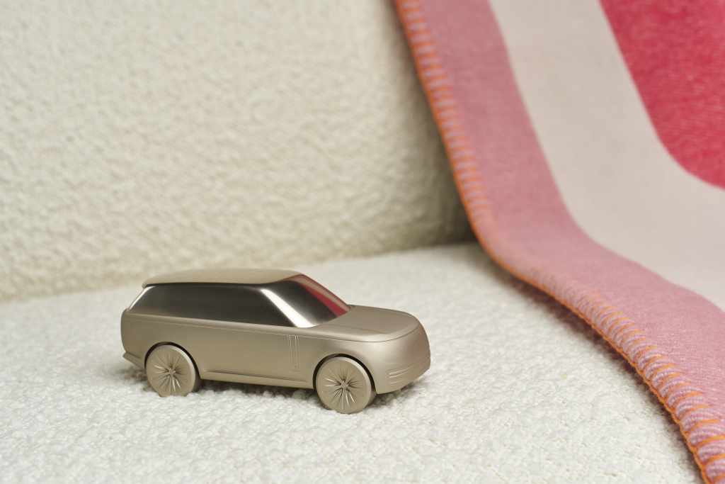 Range Rover London Collection: Timeless Craftsmanship | Auto Trader UAE