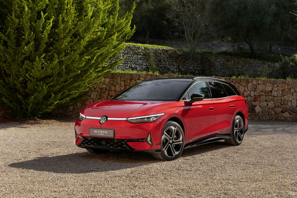 New Era of Electric Mobility: Volkswagen ID.3 GTX and ID.7 GTX Tourer | Auto Trader UAE