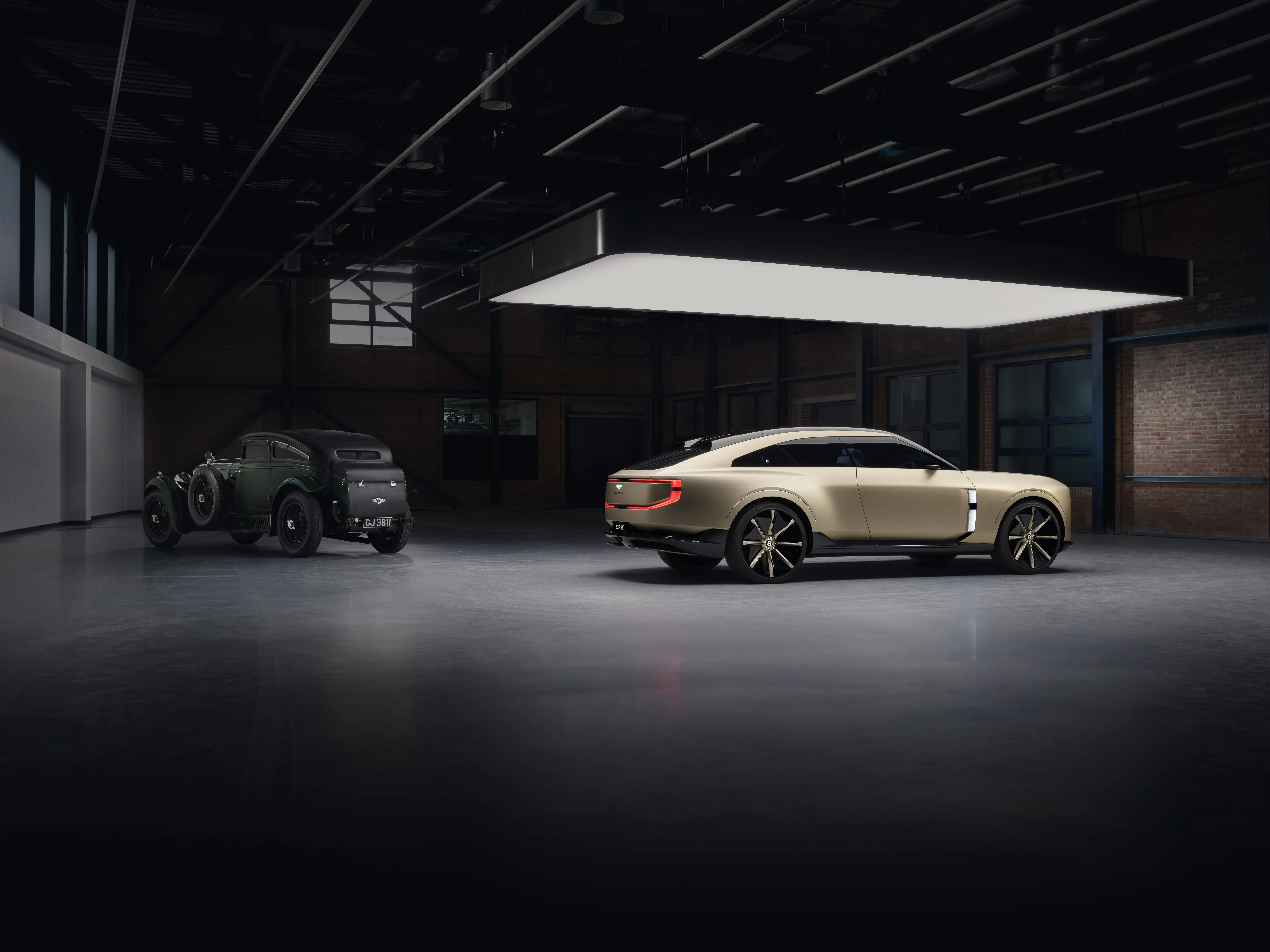 Bentley Stuns at Monterey Car Week 2025 with EXP 15 Concept | Auto Trader UAE