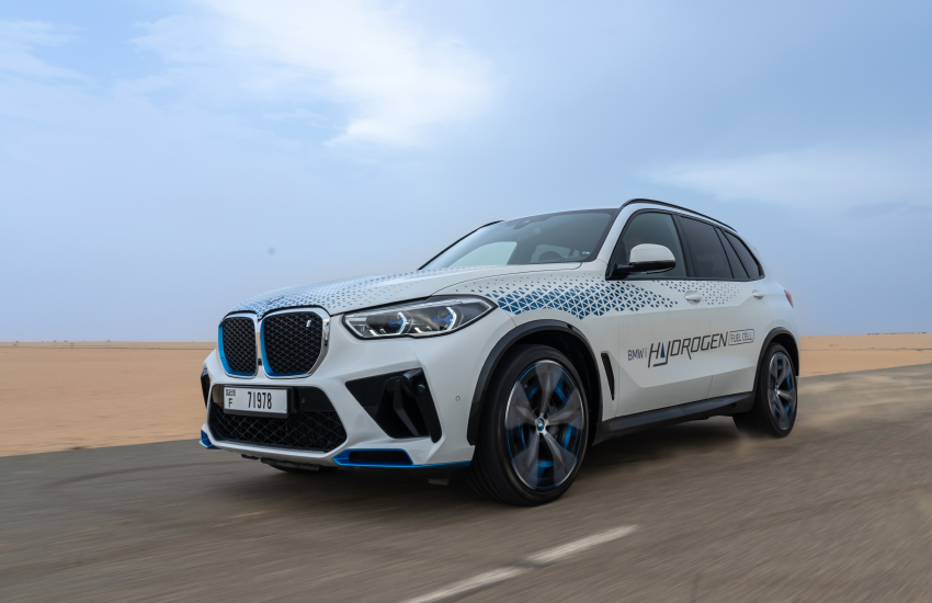 BMW iX5 Hydrogen's Robust Performance in Dubai's Extreme Conditions | Auto Trader UAE