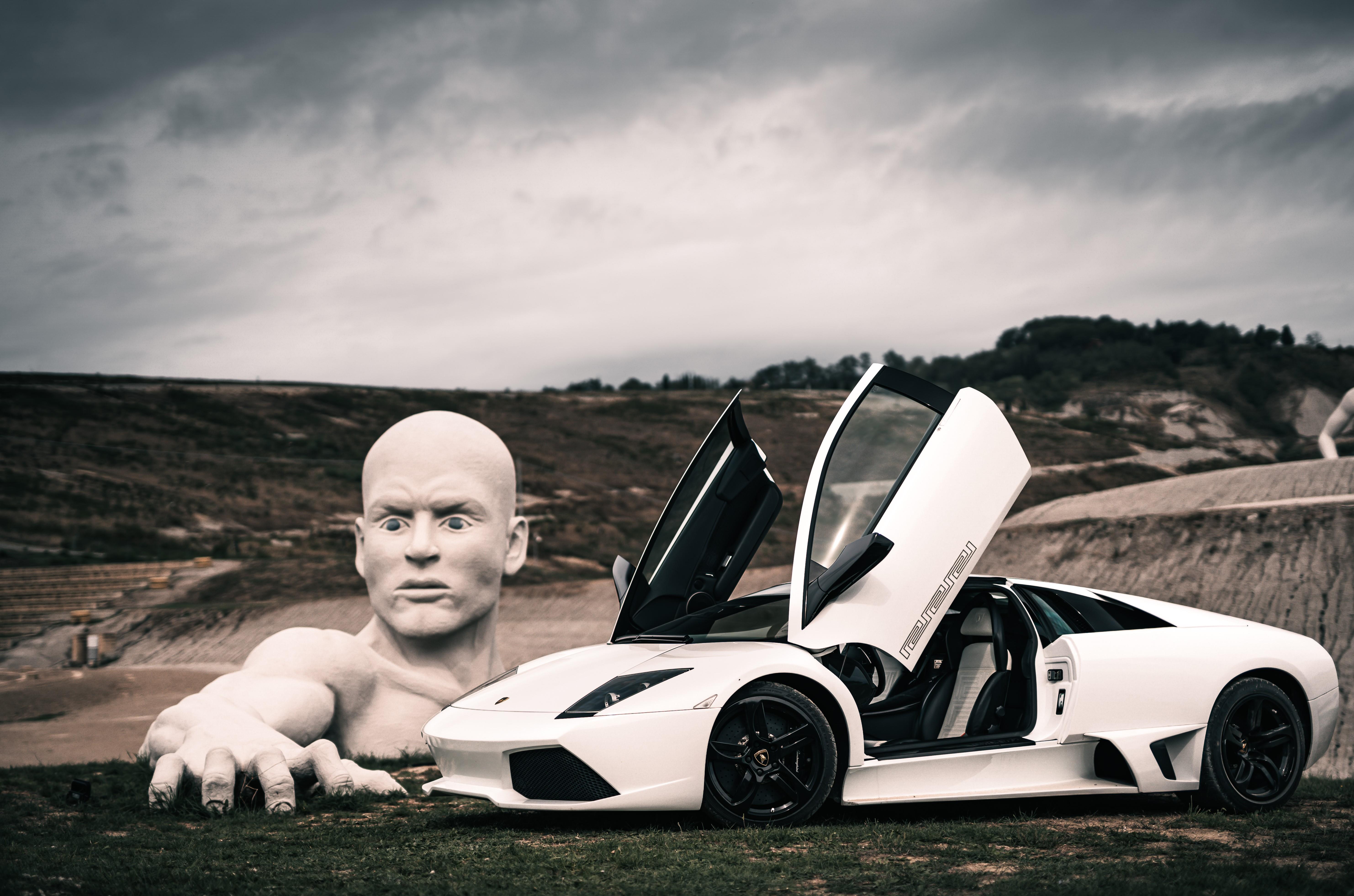 Murciélago: Lamborghini's Legendary V12 Enters the 21st Century | Auto Trader UAE