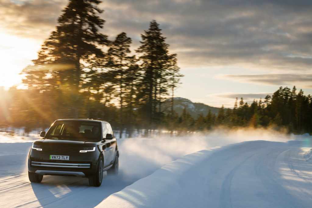 Range Rover Electric: Luxury and Performance in Extreme Conditions | Auto Trader UAE