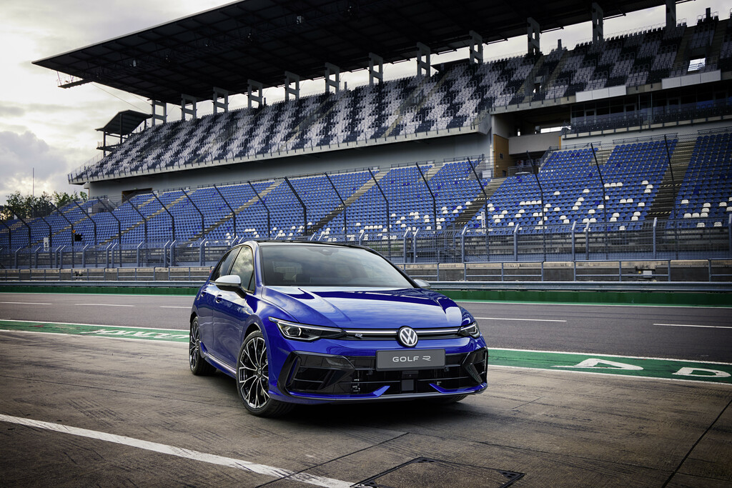 Explore the New Golf R and R Variant at Auto Trader UAE | Auto Trader UAE