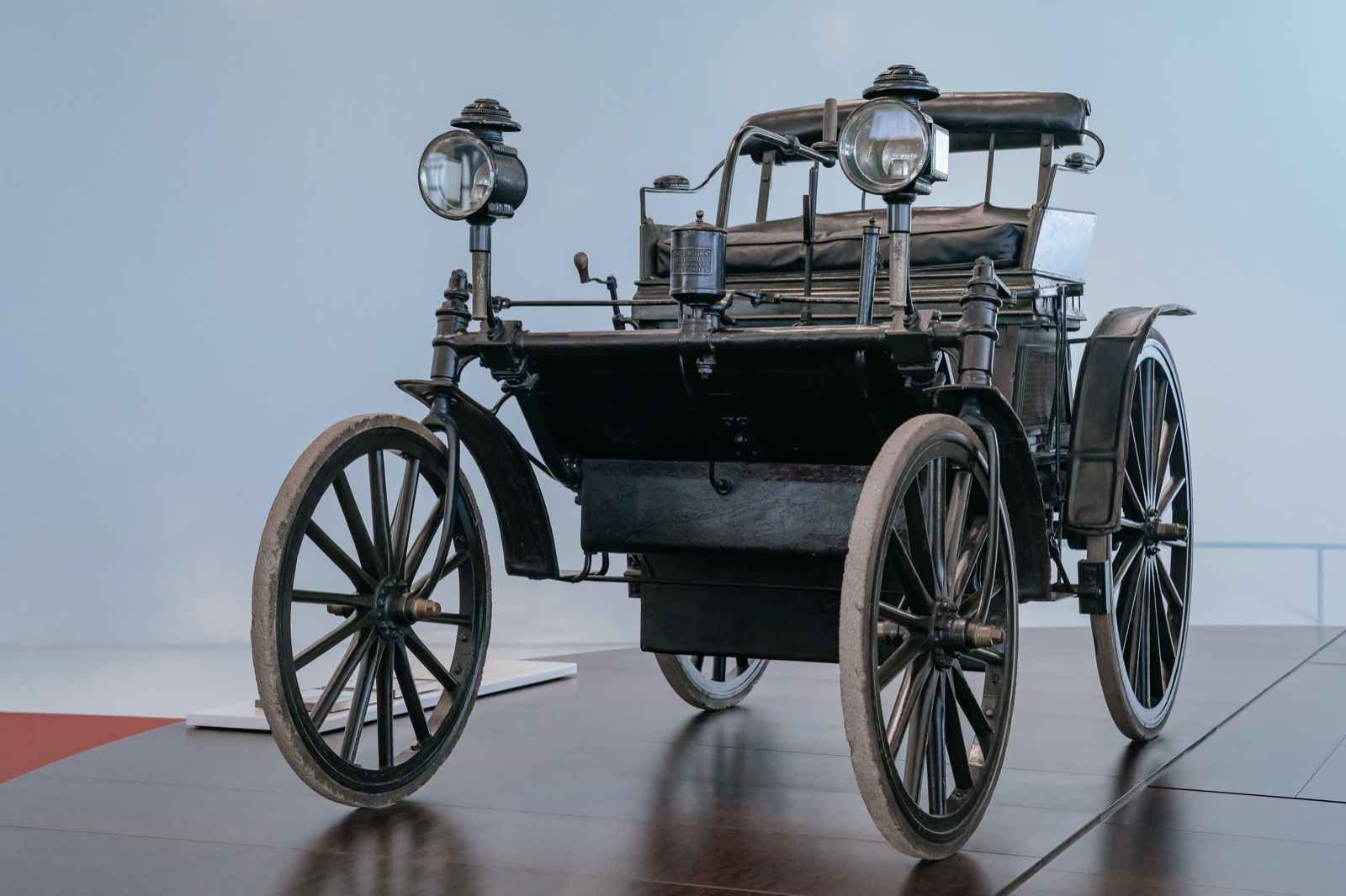 130 Years Ago: The World’s Oldest Prestige Vehicle | Auto Trader UAE | Auto Trader UAE