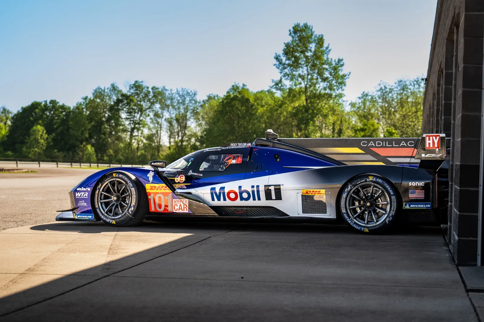 Cadillac Unveils Le Mans Livery with Mobil 1™ – Performance & Legacy | Auto Trader UAE