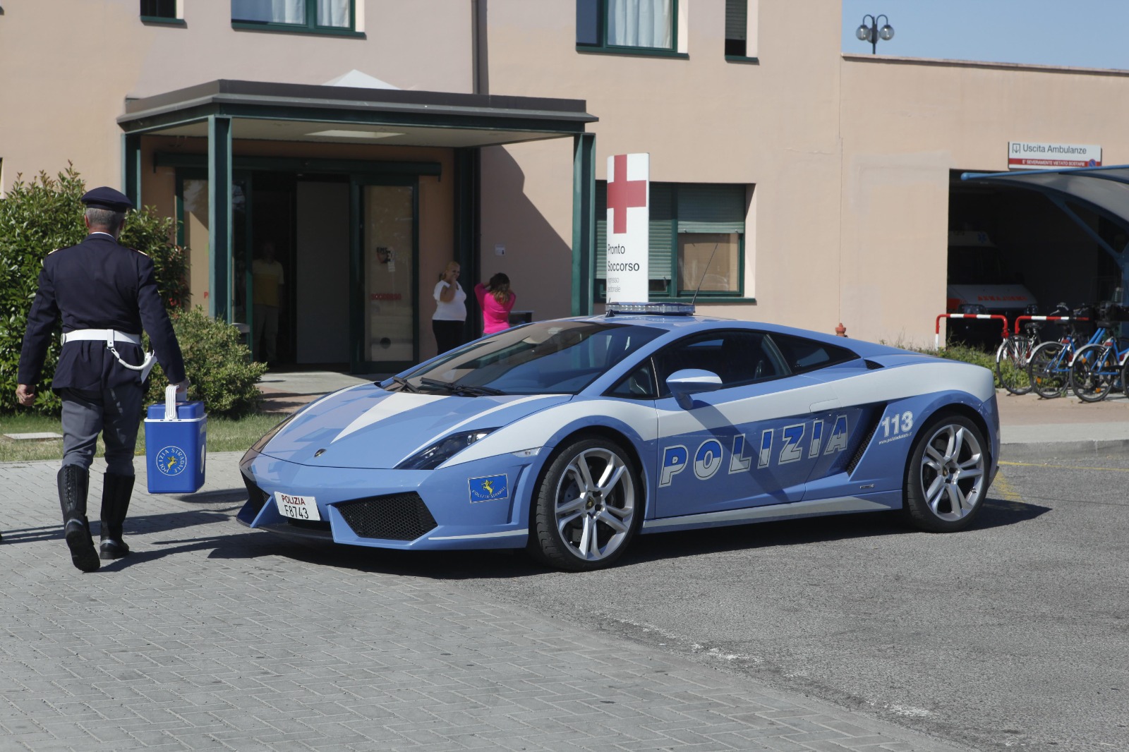 Automobili Lamborghini and Italian State Police: 20 Years of Service and Innovation | Auto Trader UAE