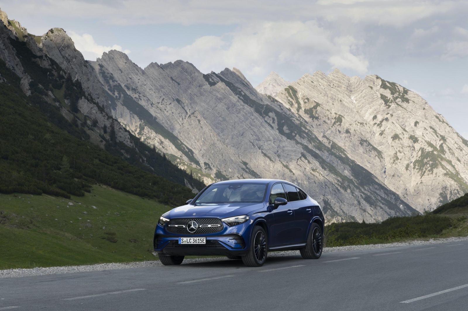 The New Mercedes-Benz GLC Coupé: Stylish Design and Dynamic Performance | Auto Trader UAE
