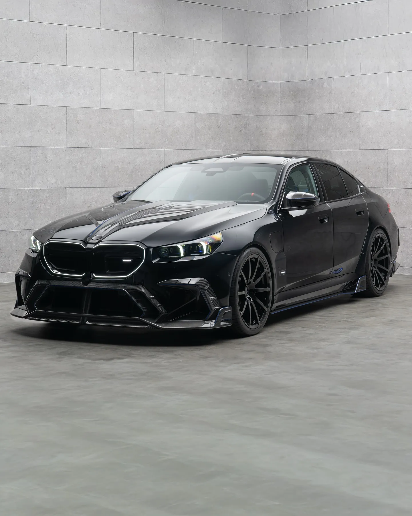 MANSORY BMW M5 (G90): 850 PS of Carbon-Fiber Power | Auto Trader UAE | Auto Trader UAE