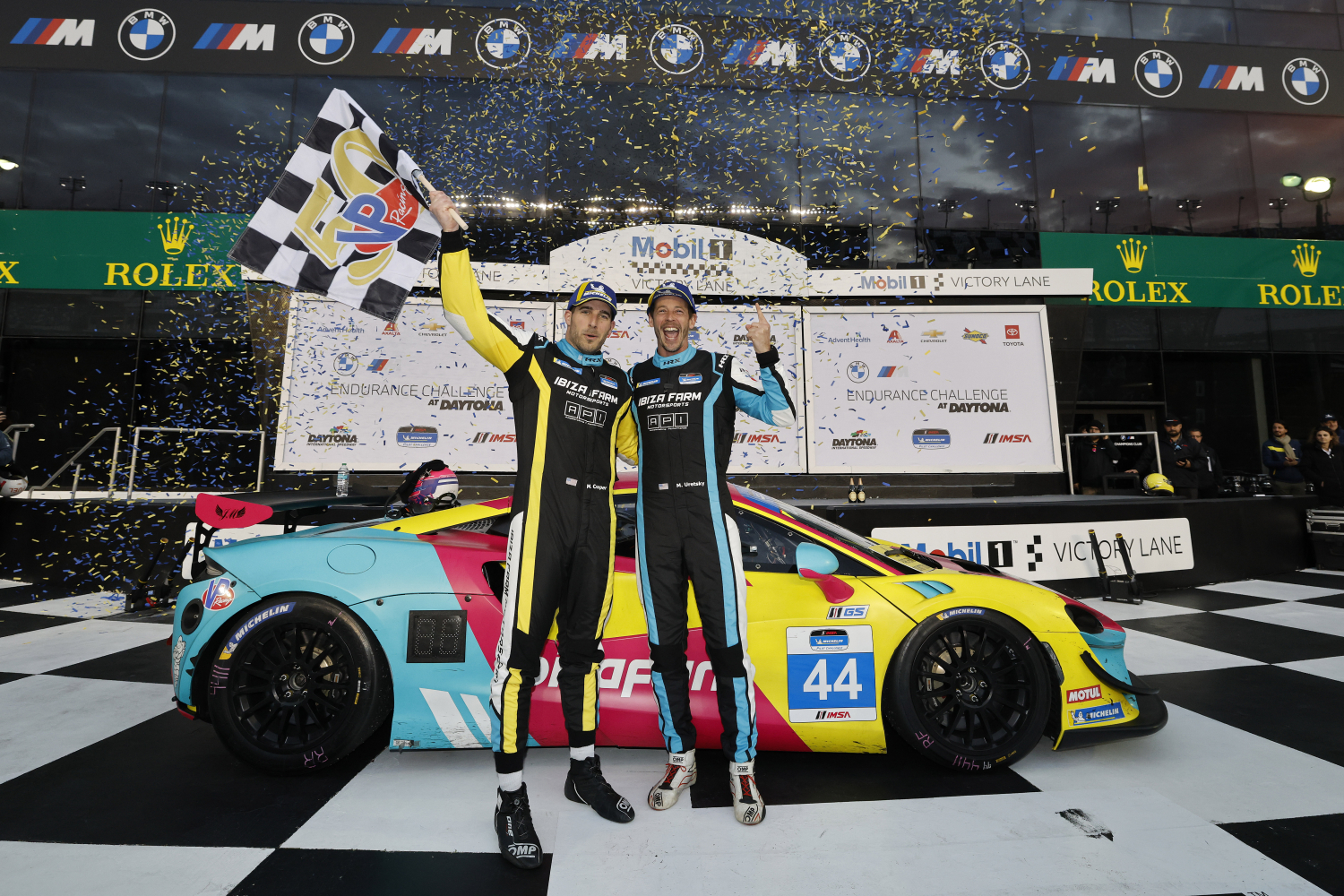 McLaren Artura GT4 Wins at Daytona with Accelerating Performance Team | Auto Trader UAE