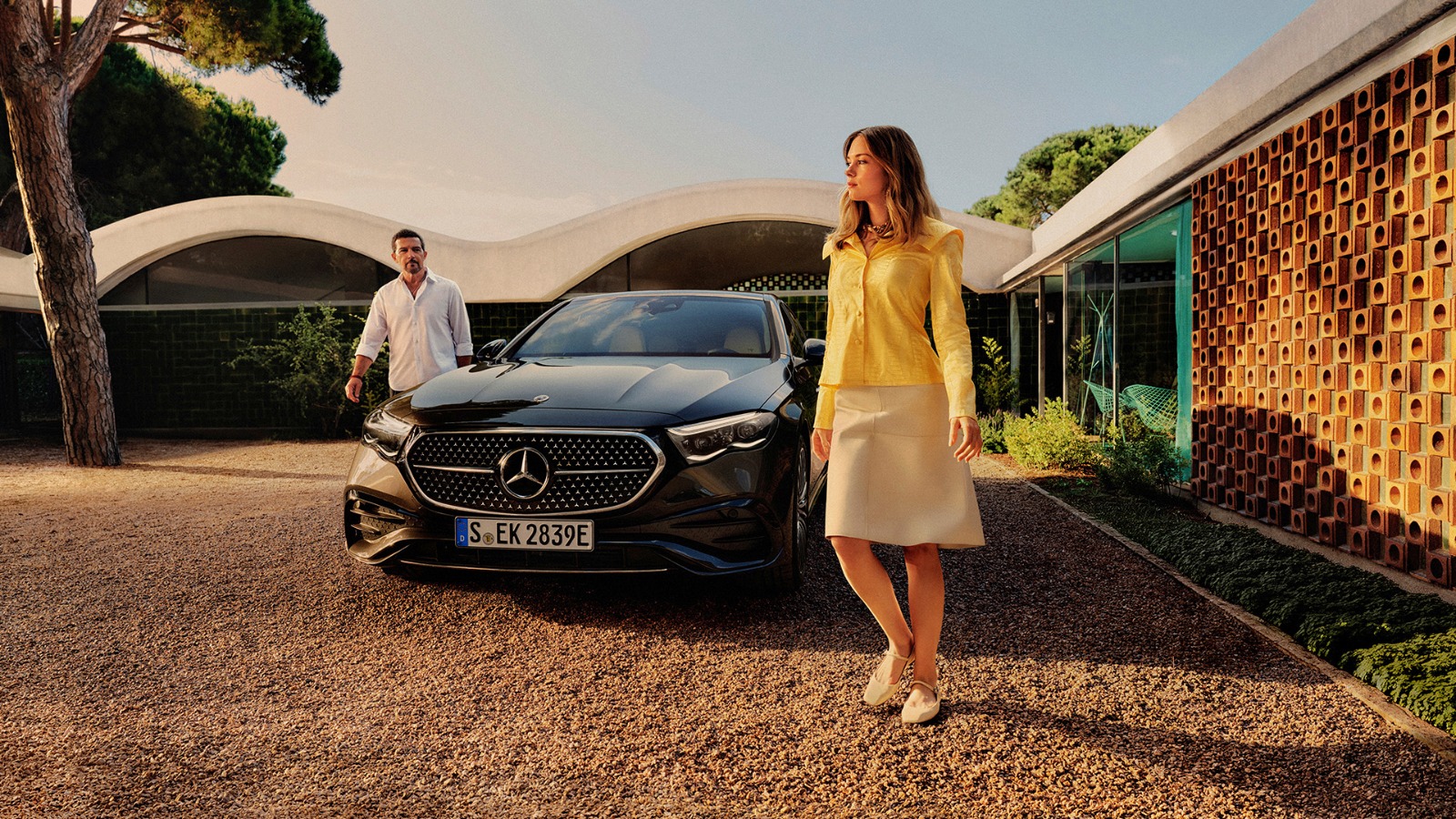Antonio Banderas & Stella Star in Mercedes-Benz E-Class Campaign | Auto Trader UAE