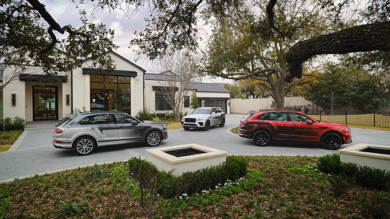 Victoris Bentaygas: Bentley’s Luxury SUVs Supporting Charity | Auto Trader UAE
