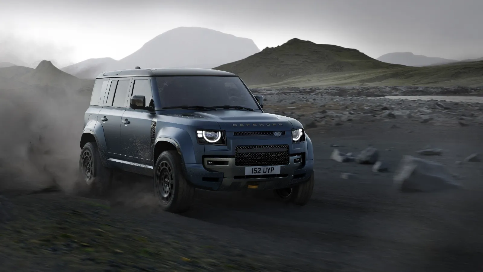 Land Rover Defender 2025 Upgrade: New Design, Tech & Features | Auto Trader UAE