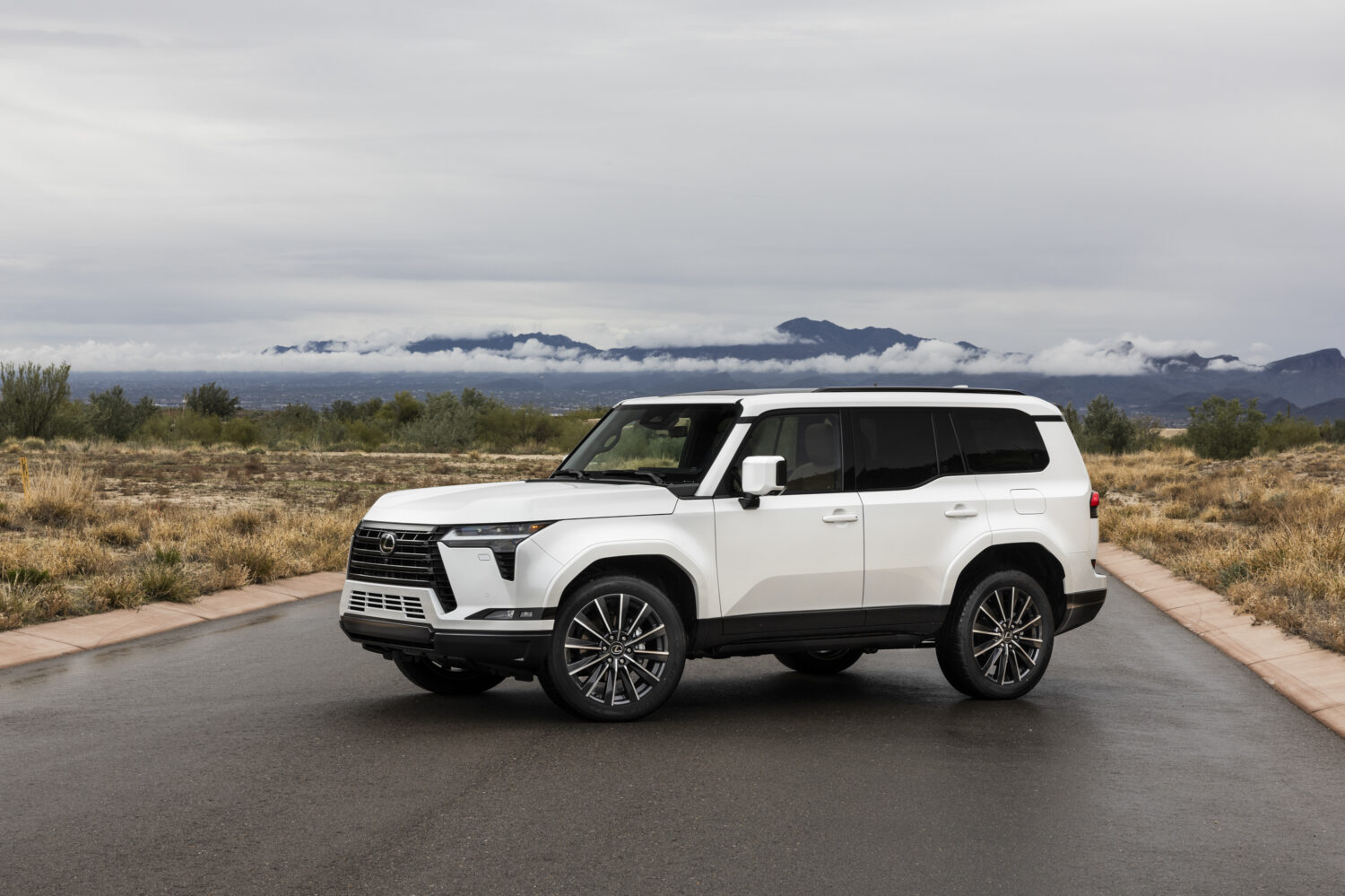 Discover the 2025 Lexus GX: Luxury Meets Off-Road Excellence | Auto Trader UAE