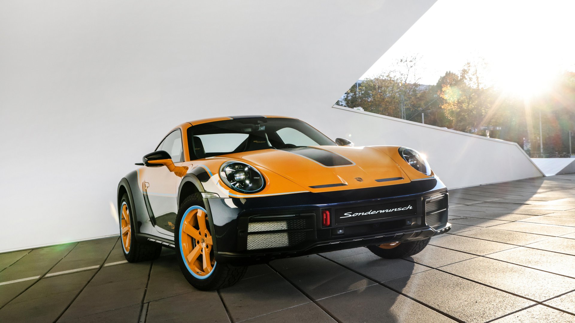 Porsche 911 Dakar Sonderwunsch: Off-Road with Bespoke Design | Auto Trader UAE