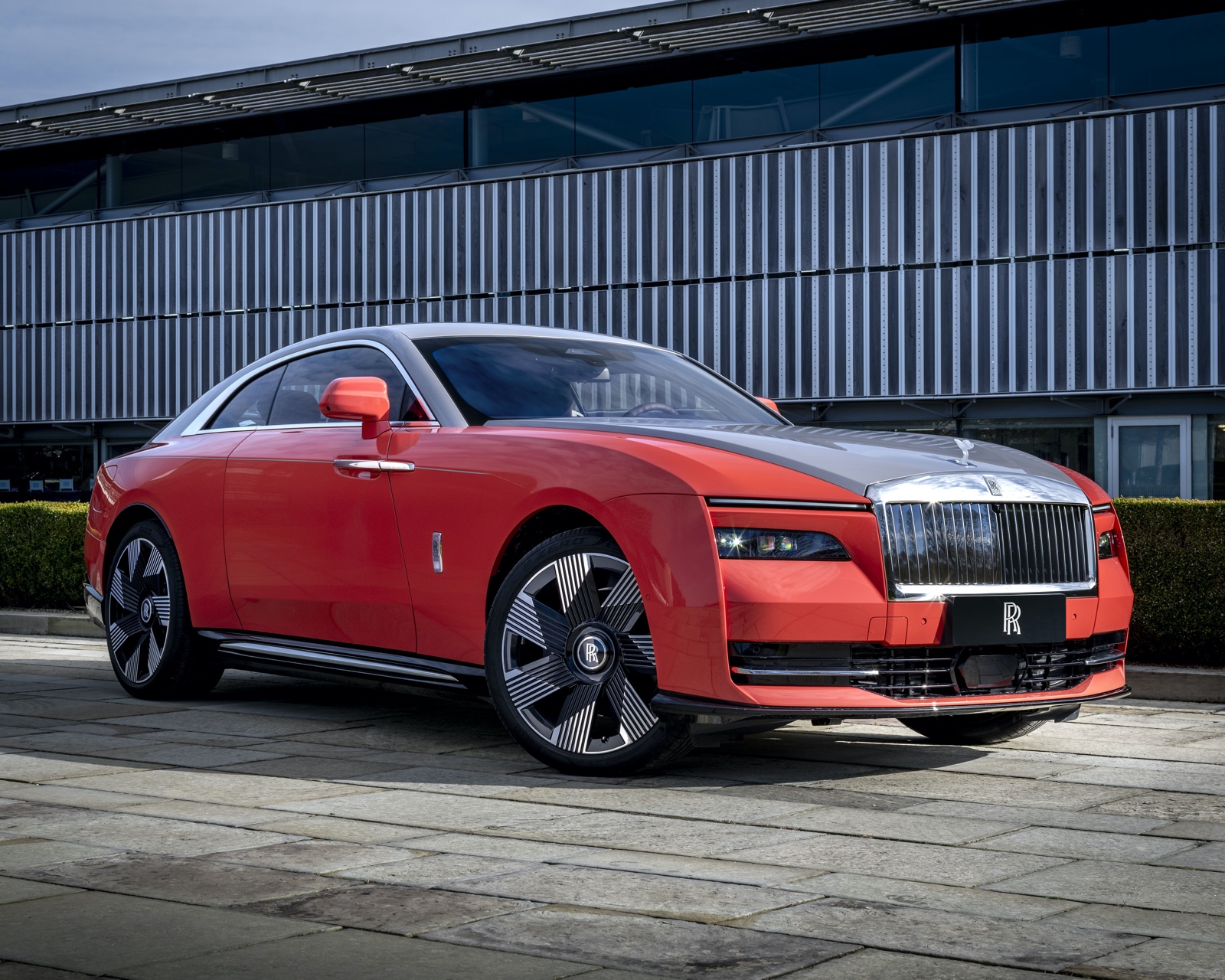 Rolls-Royce Unveils 'Spirit of Expression' at 2024 Beijing Motor Show | Auto Trader UAE