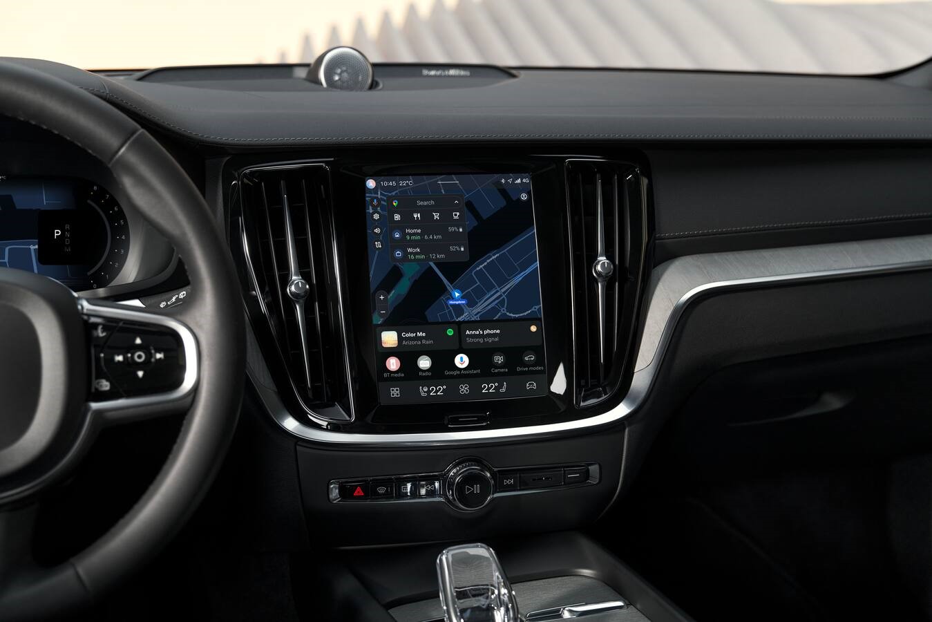 Volvo’s New Tech Upgrades: Faster Infotainment & Seamless Charging | Auto Trader UAE