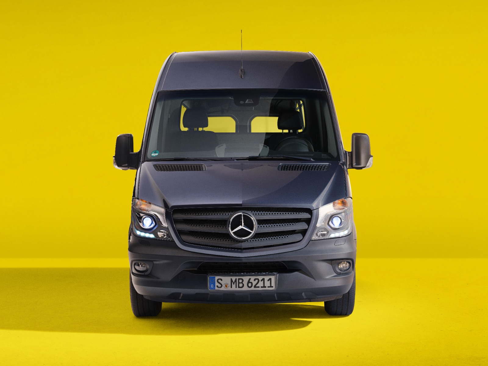 Mercedes-Benz Sprinter Celebrates 30 Years of Innovation and Success | Auto Trader UAE