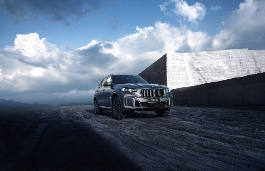 Discover Elevated Driving Pleasure with the New BMW X5 xDrive30Li and xDrive40Li  | Auto Trader UAE