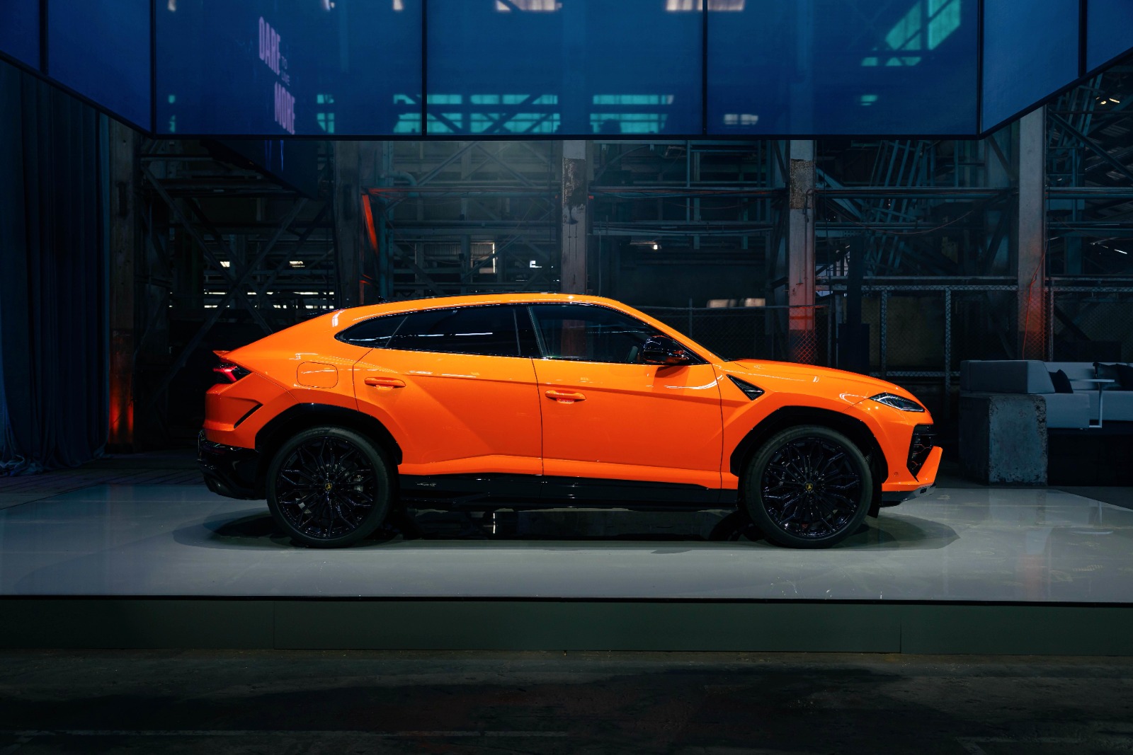 Lamborghini Urus SE in Dubai - Plug-in Hybrid Super SUV | Auto Trader UAE
