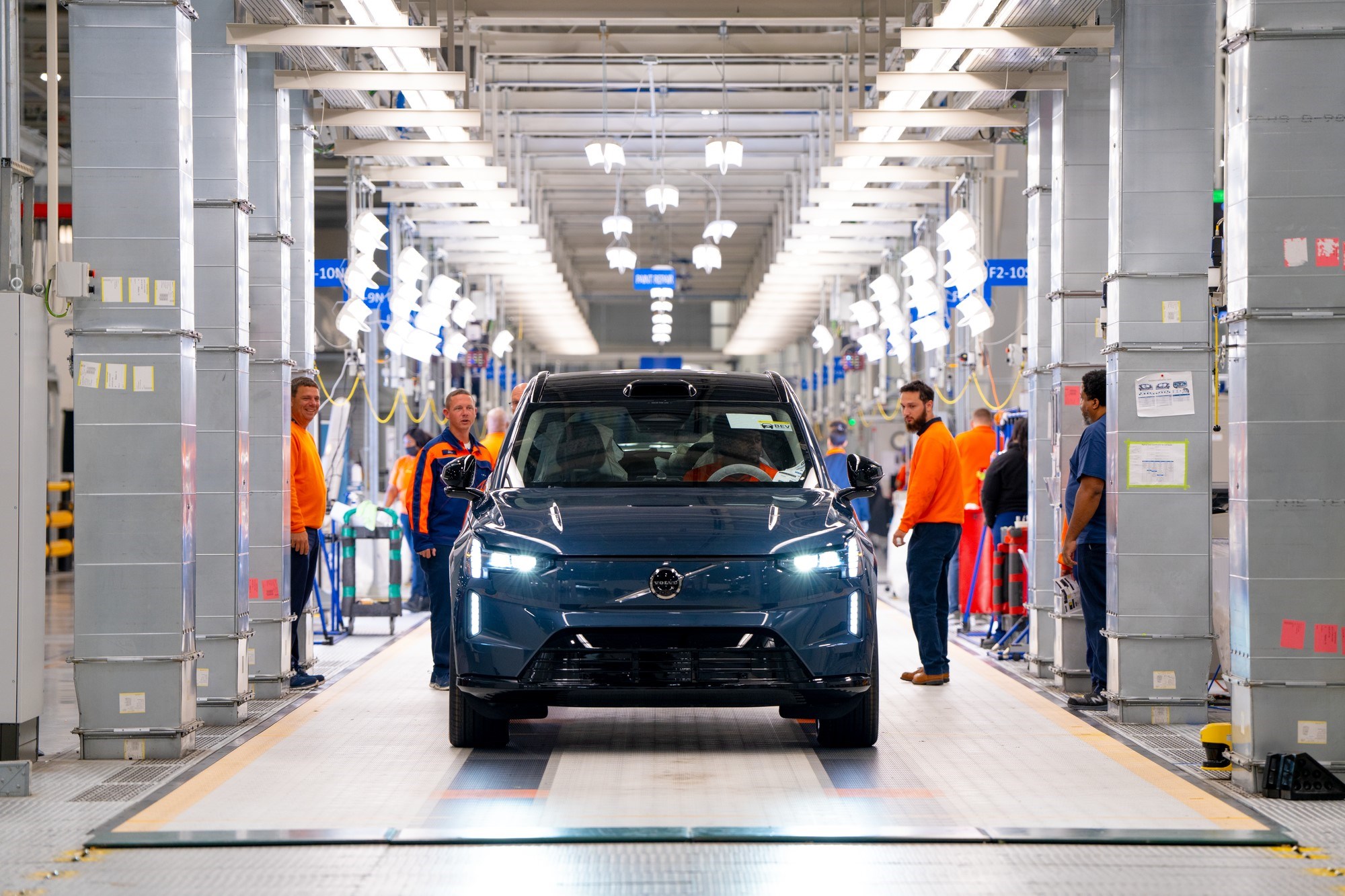 Volvo EX90 Electric SUV: Production Commences in South Carolina | Auto Trader UAE