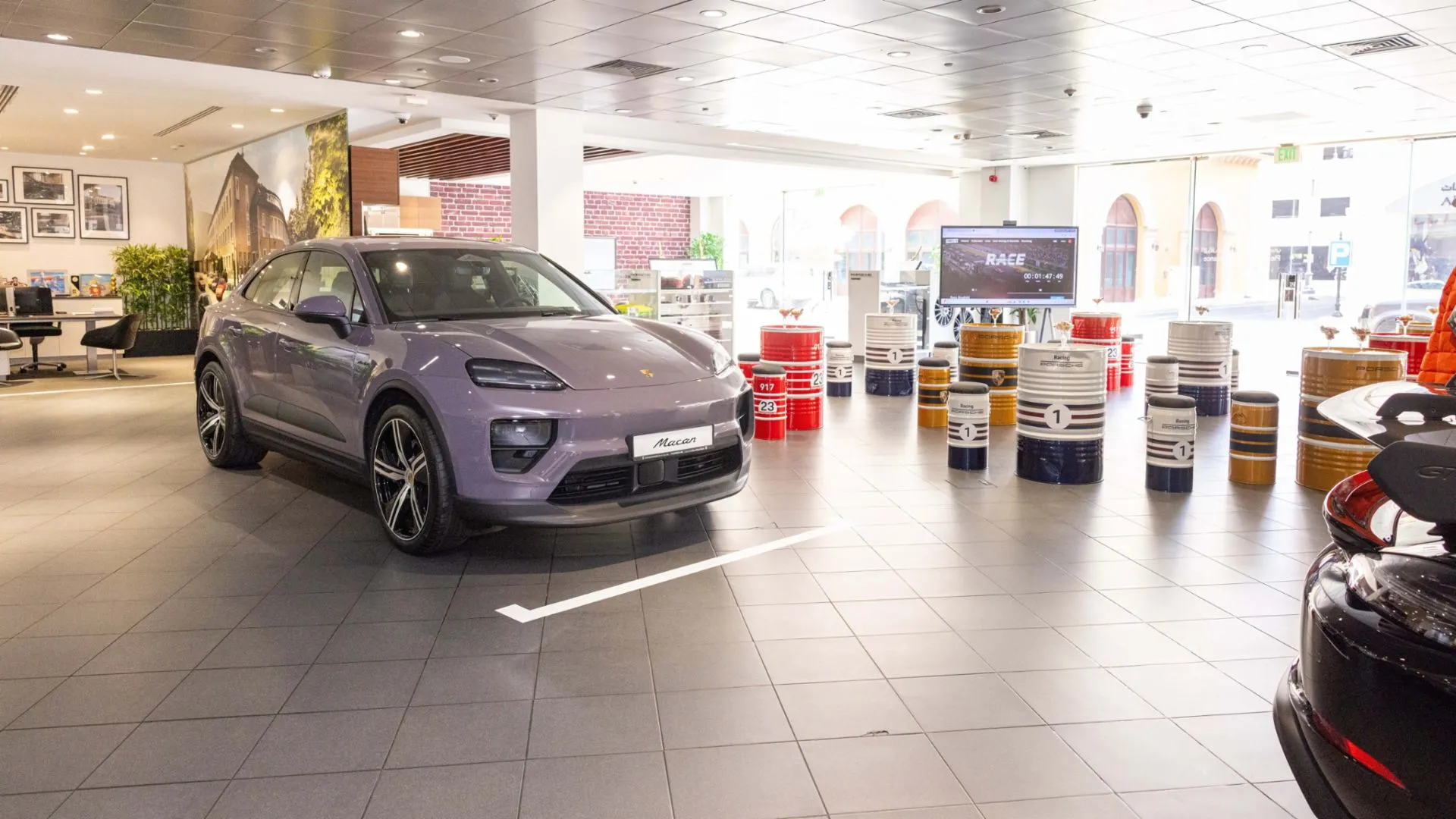 Porsche Centre Doha Live Streams Le Mans 2024 | Auto Trader UAE