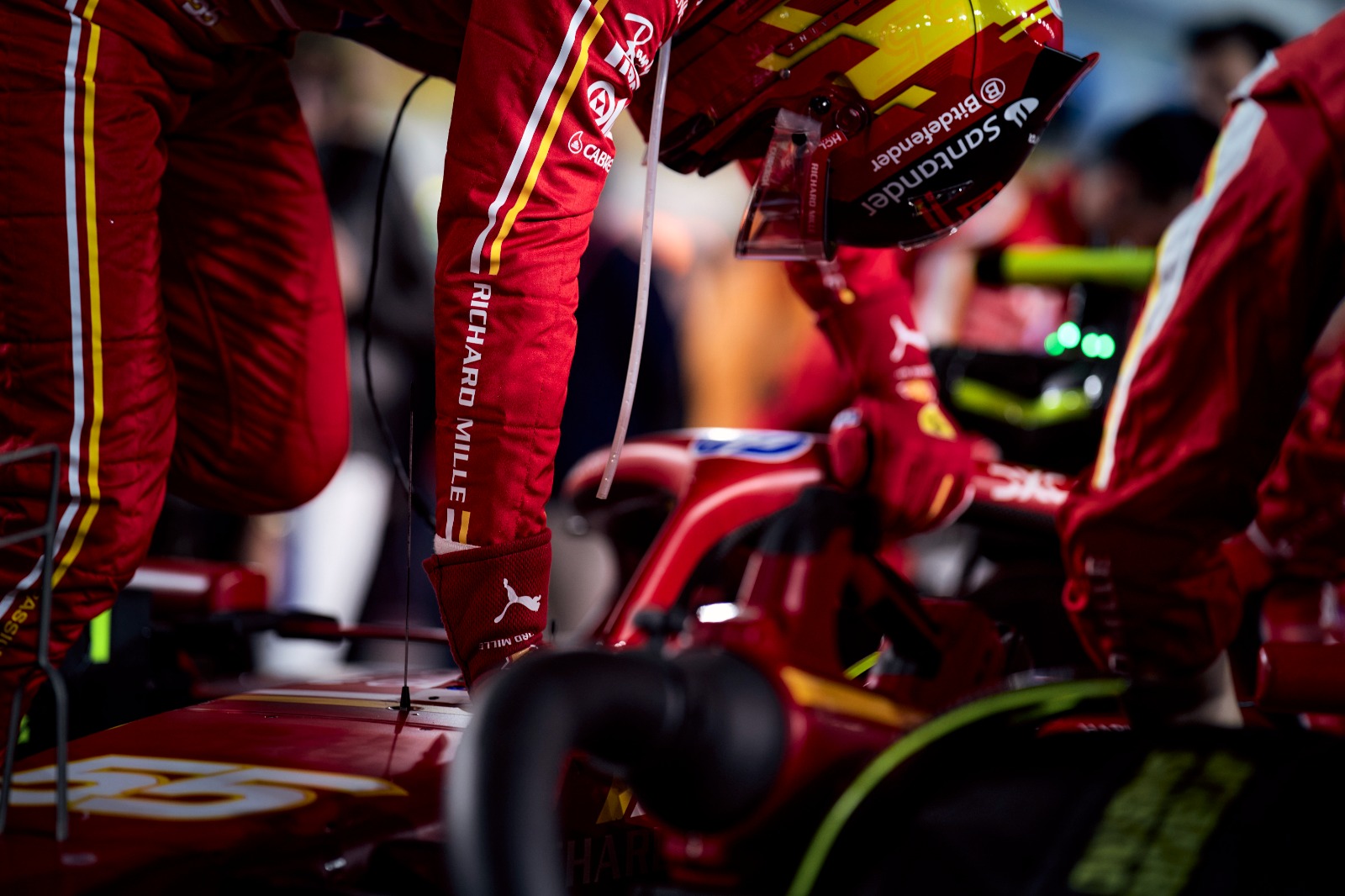 Ferrari’s Final Push at the Abu Dhabi Grand Prix: Historic Moments | Auto Trader UAE