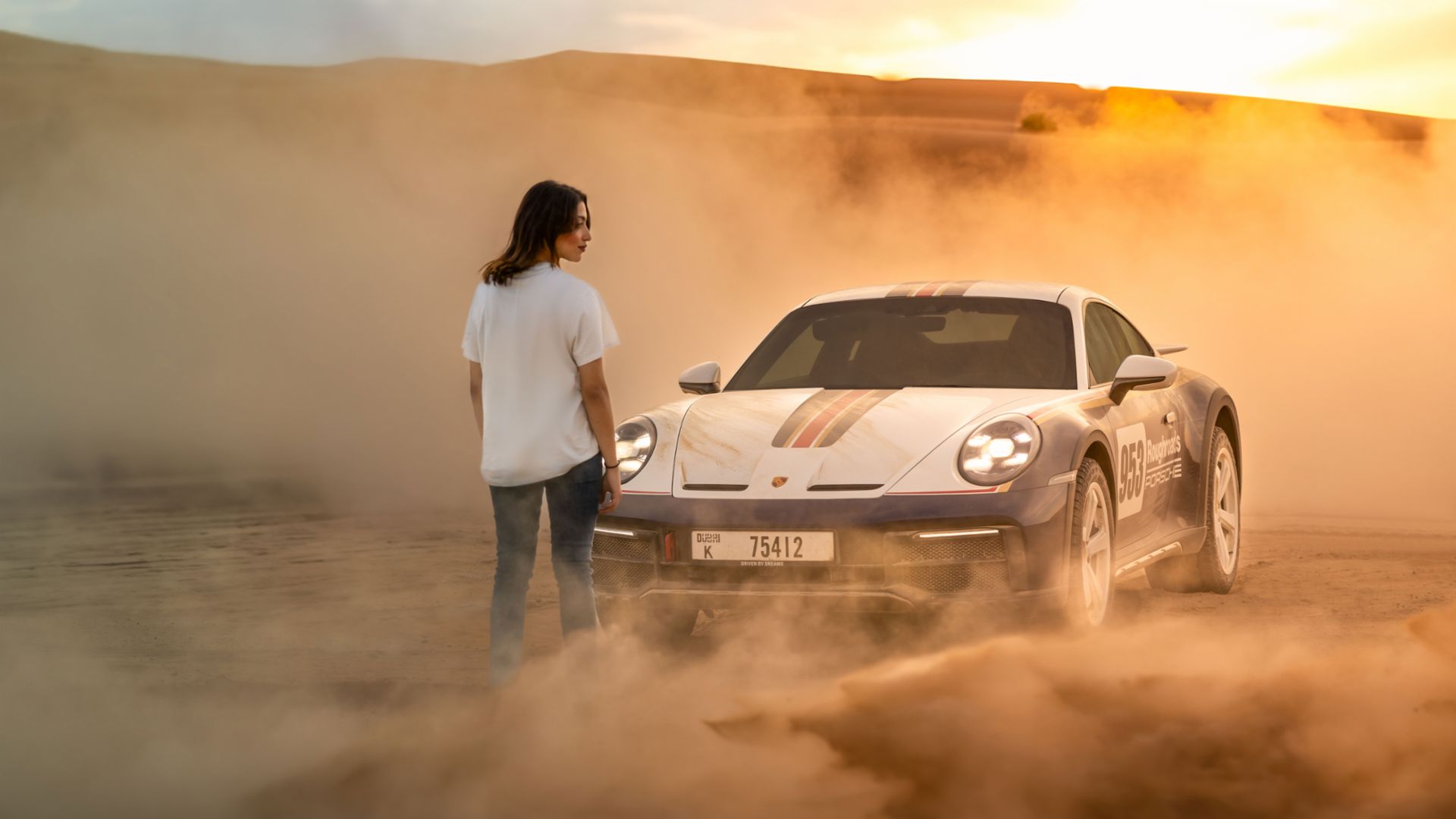 Exploring the 911 Dakar Adventure with Amna Al Qubaisi | Auto Trader UAE