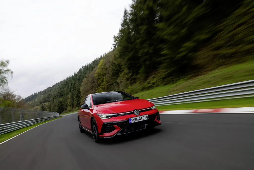 Volkswagen Golf GTI EDITION 50 Breaks Nürburgring Record  | Auto Trader UAE
