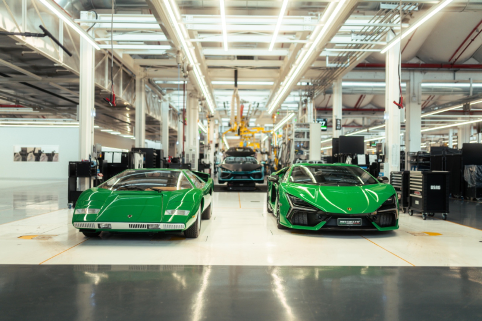 Celebrating 50 Years of the Lamborghini Countach | Auto Trader UAE