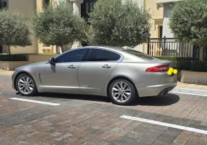 2016 Jaguar XF Prestige
