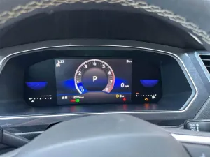 2023 فولجس فاجن تيغوان SE R-Line Black
