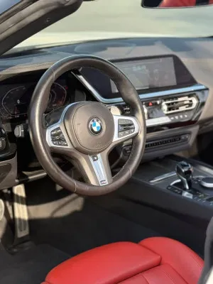2023 بي أم دابليو زد 4 3.0i