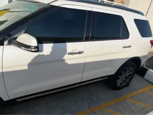 2017 فورد اكسبلورر Limited